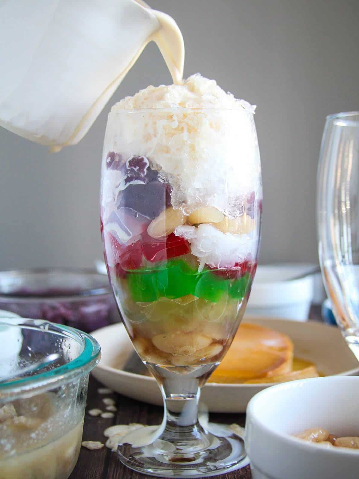 Classic Halo-Halo